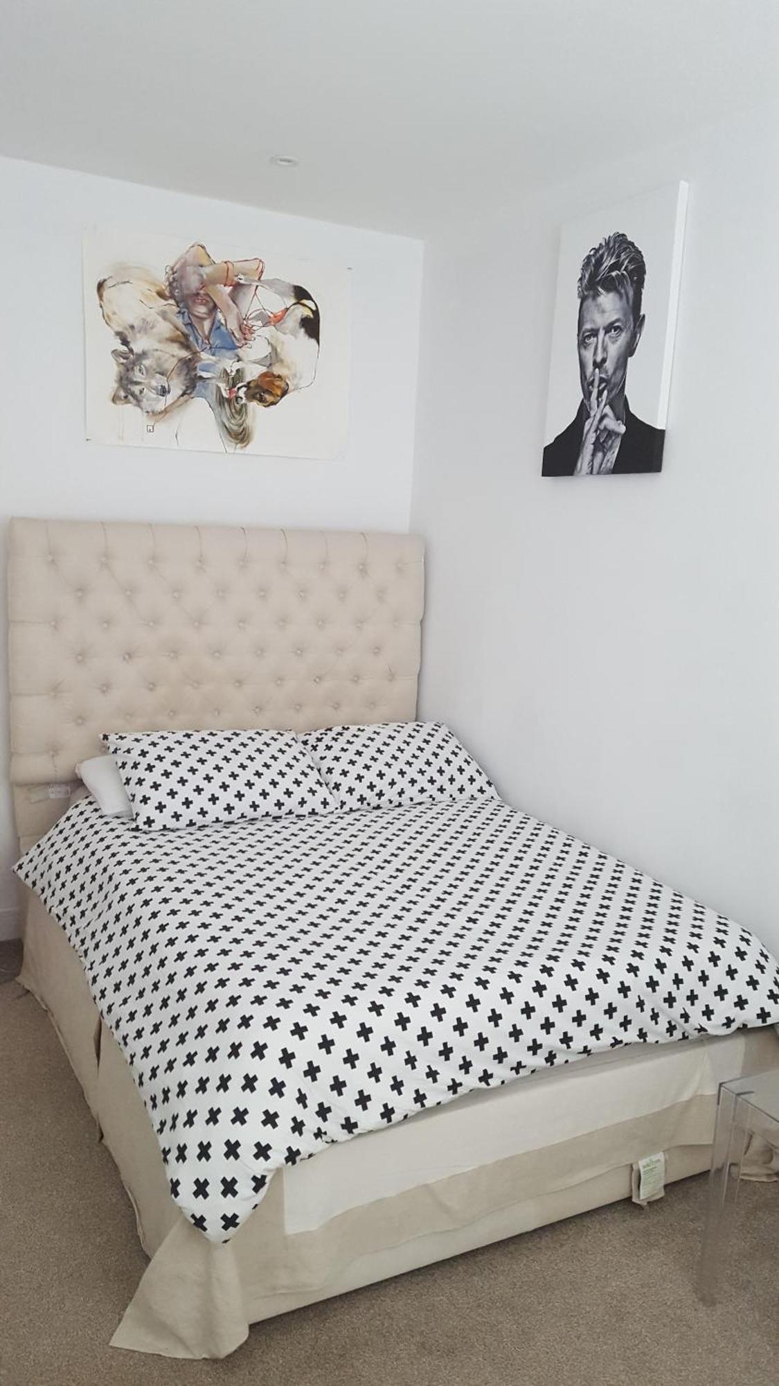 Family Home With Easy Commute To London! Croydon kerület Kültér fotó